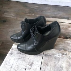 Preowned Jil Sander black lace-up wedges